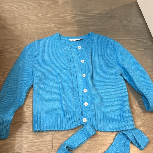 Zara two piece sweater set size small sweater and medium top - Picture 3 of 4